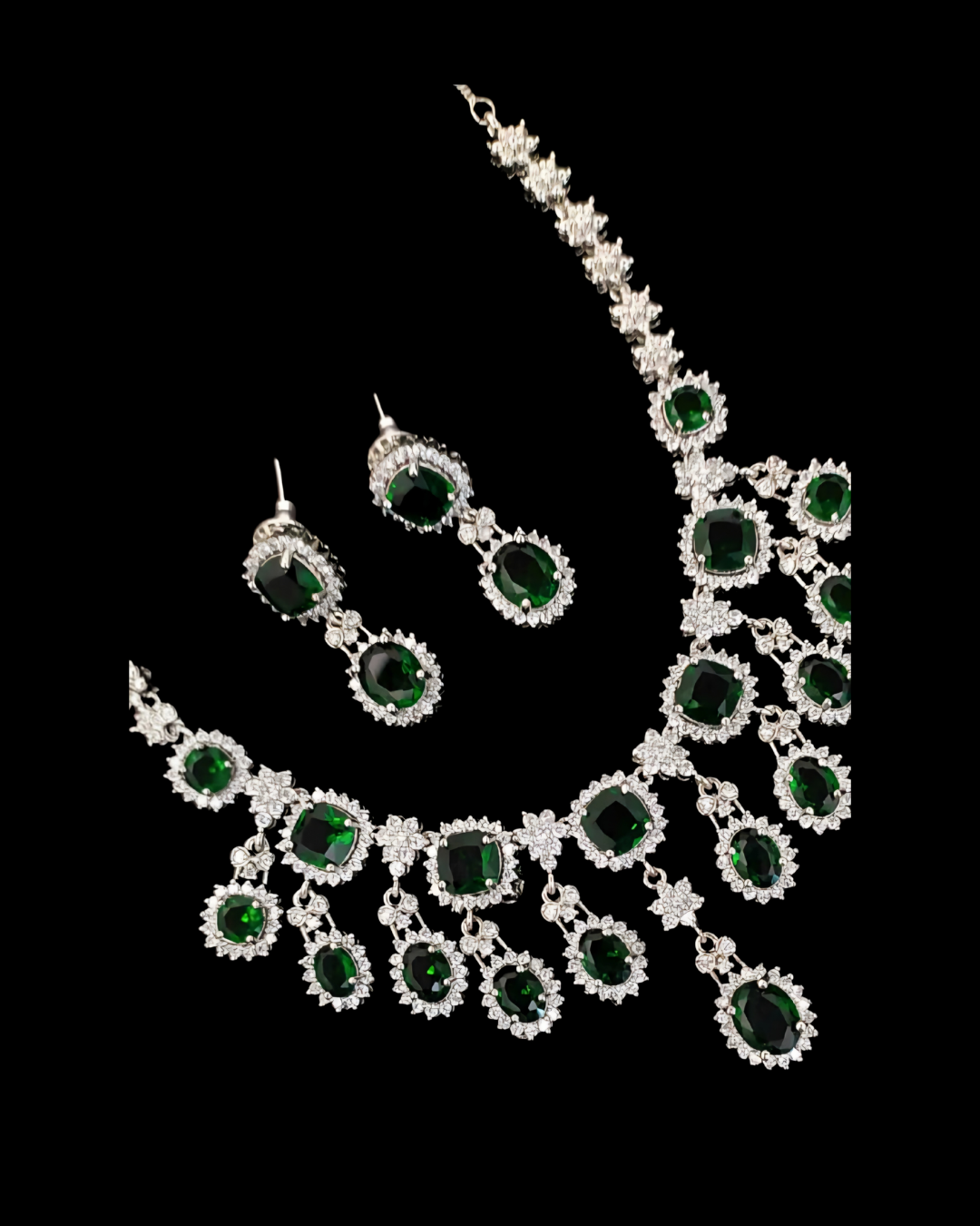 Emerald Diamond Necklace Set