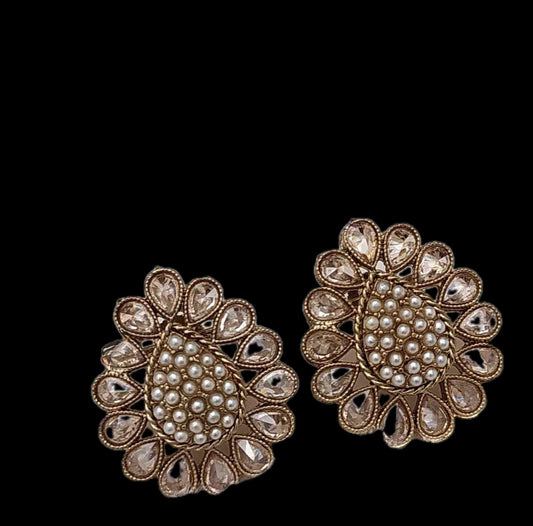 Antique Finish Floral Kundan Stud Earrings