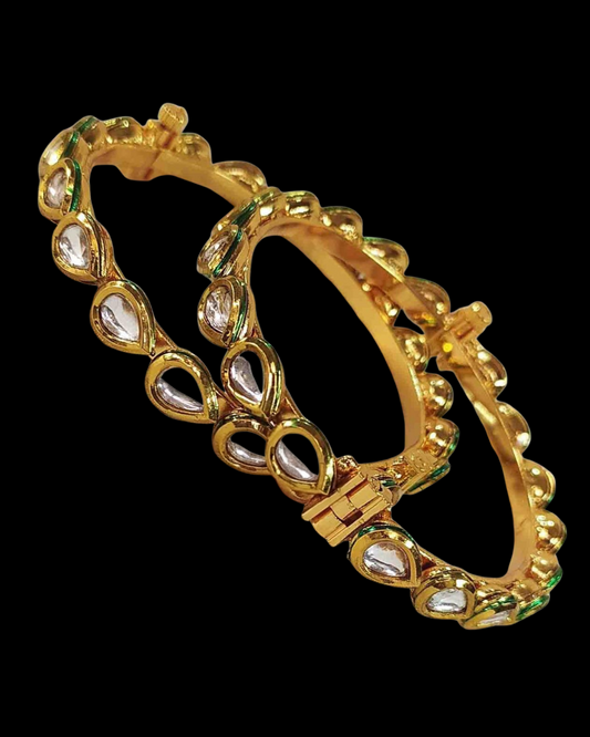 Pear-Cut Kundan Gold Bangles